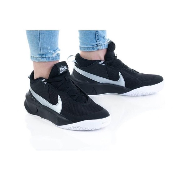 BRAND NEW boy girl youth Nike team hustle d10 basketball shoes size 3.5Y & 5.5Y - Picture 1 of 9